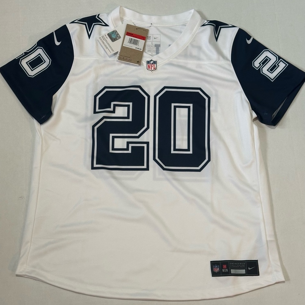 Dallas cowboys Tony Pollard NFL Jersey women’s size L new with tags